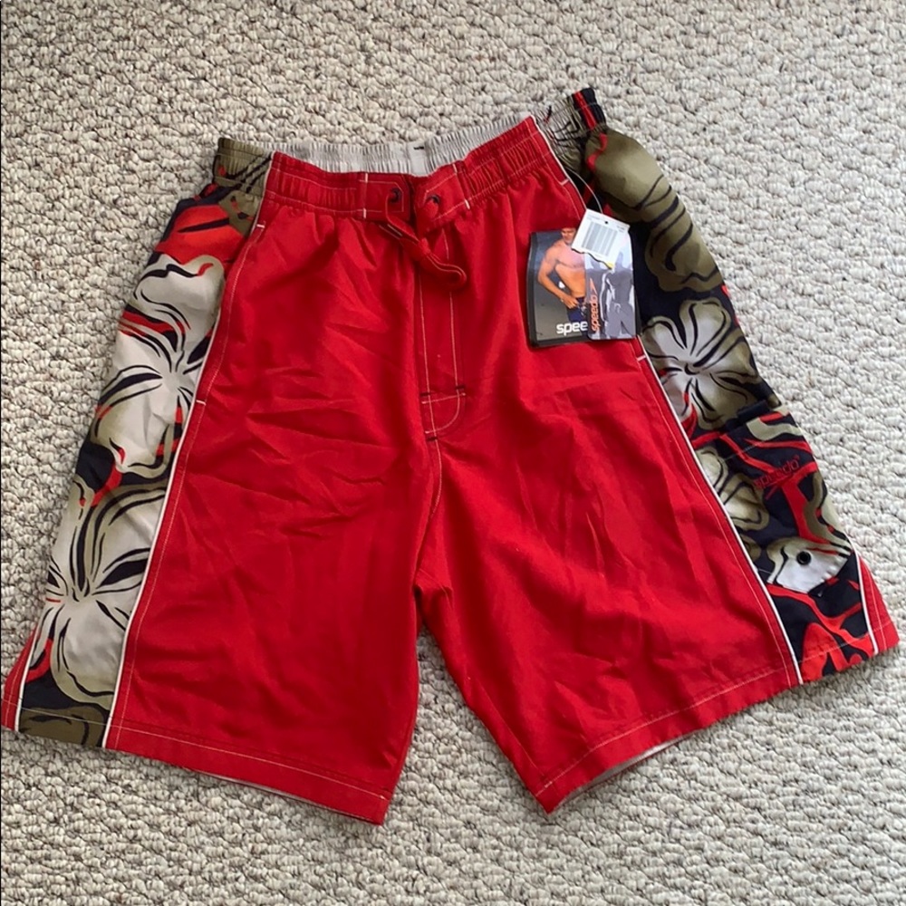 NWT Speedo red Hawaiian swim trunks size M